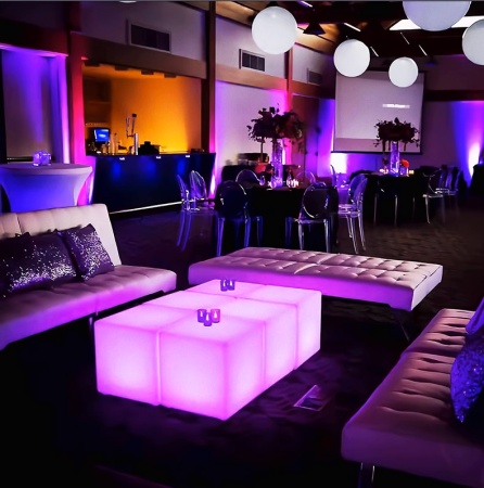 Светильник Куб 50 с питанием от АКБ, RGB Светильник Куб 50 с питанием от АКБ, RGB